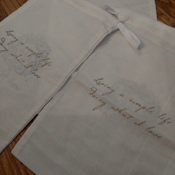 ELF White and Gold Handmade Pouches - Picture 3 of 3